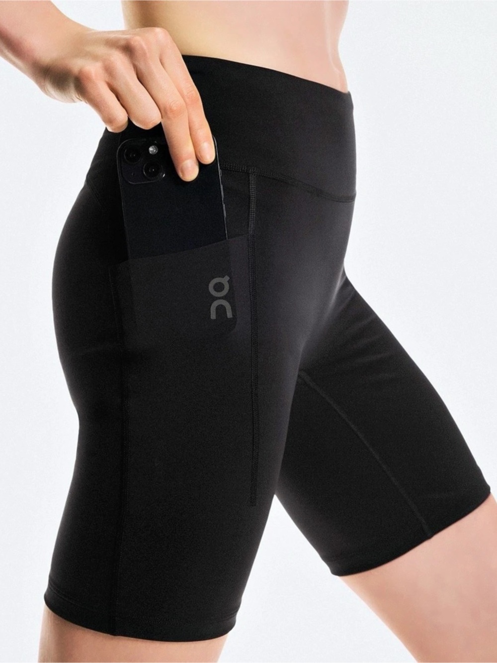 On Core Bike Shorts Bike Shorts in Black Size Medium Like New